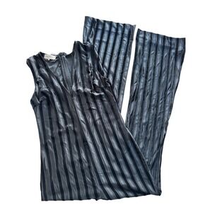 House of CB London Women's Jumpsuit Large Black Striped Sleeveless V-Neck